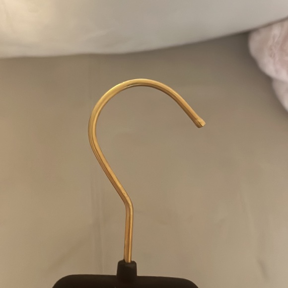 Louis Vuitton Hanger - Picture 7 of 7